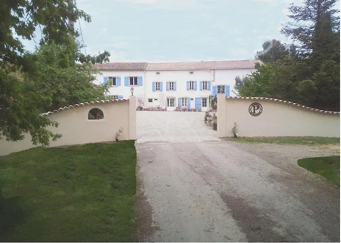 Дом отдыха Argein Villautou